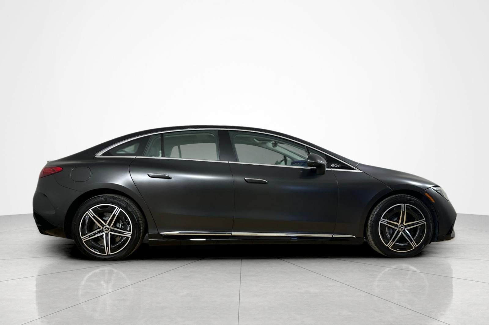 Used 2023 Mercedes-Benz EQE 350+ Sedan image 6