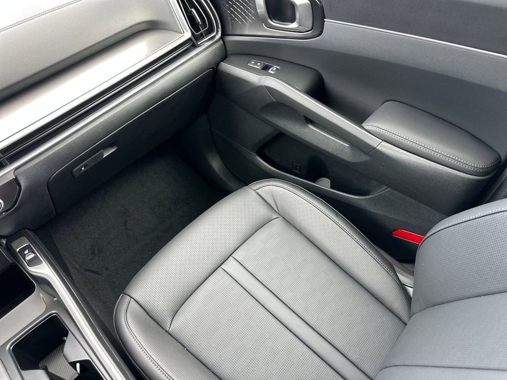 New 2025 Kia Sorento EX image 30