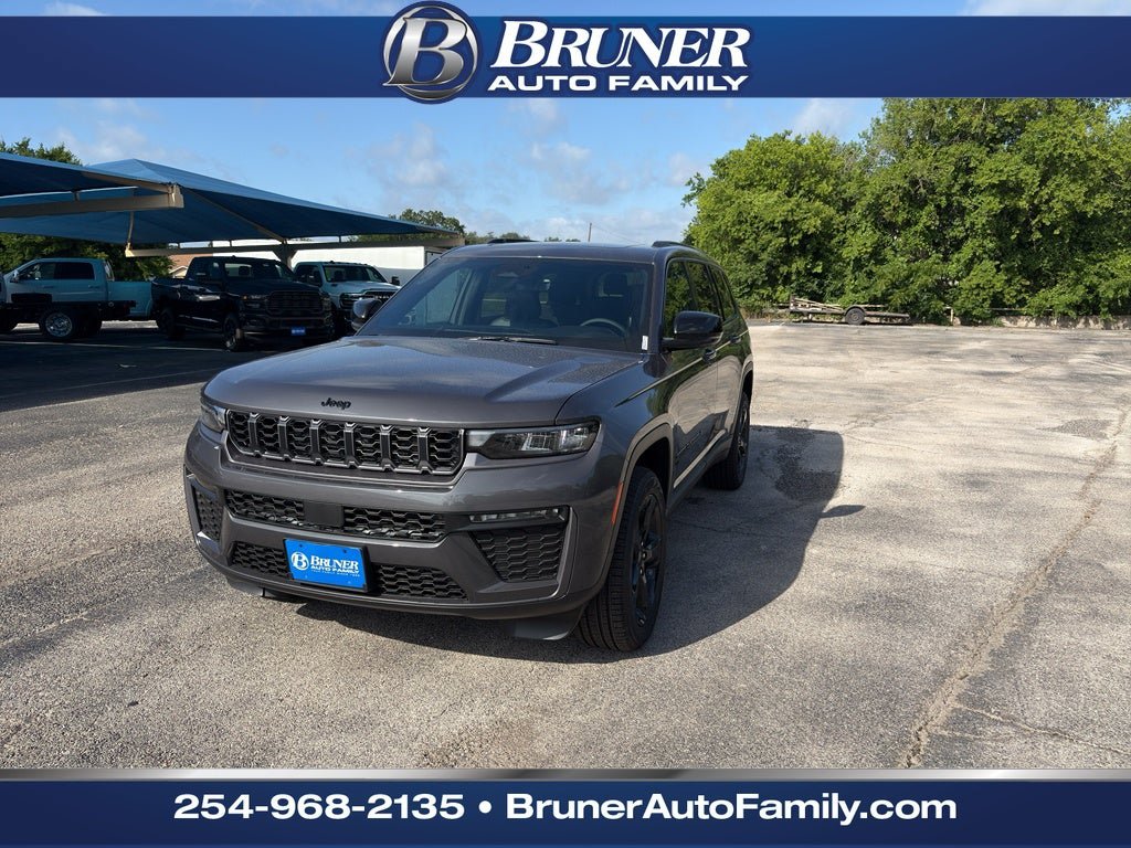 New 2026 Jeep Grand Cherokee L Limited w/ Limited Altitude Package