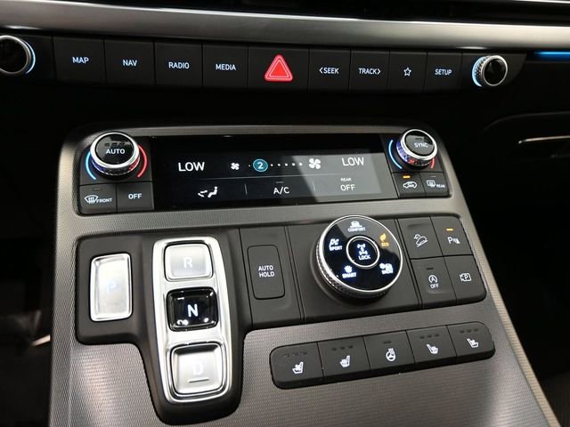 Used 2024 Hyundai Palisade Calligraphy image 17