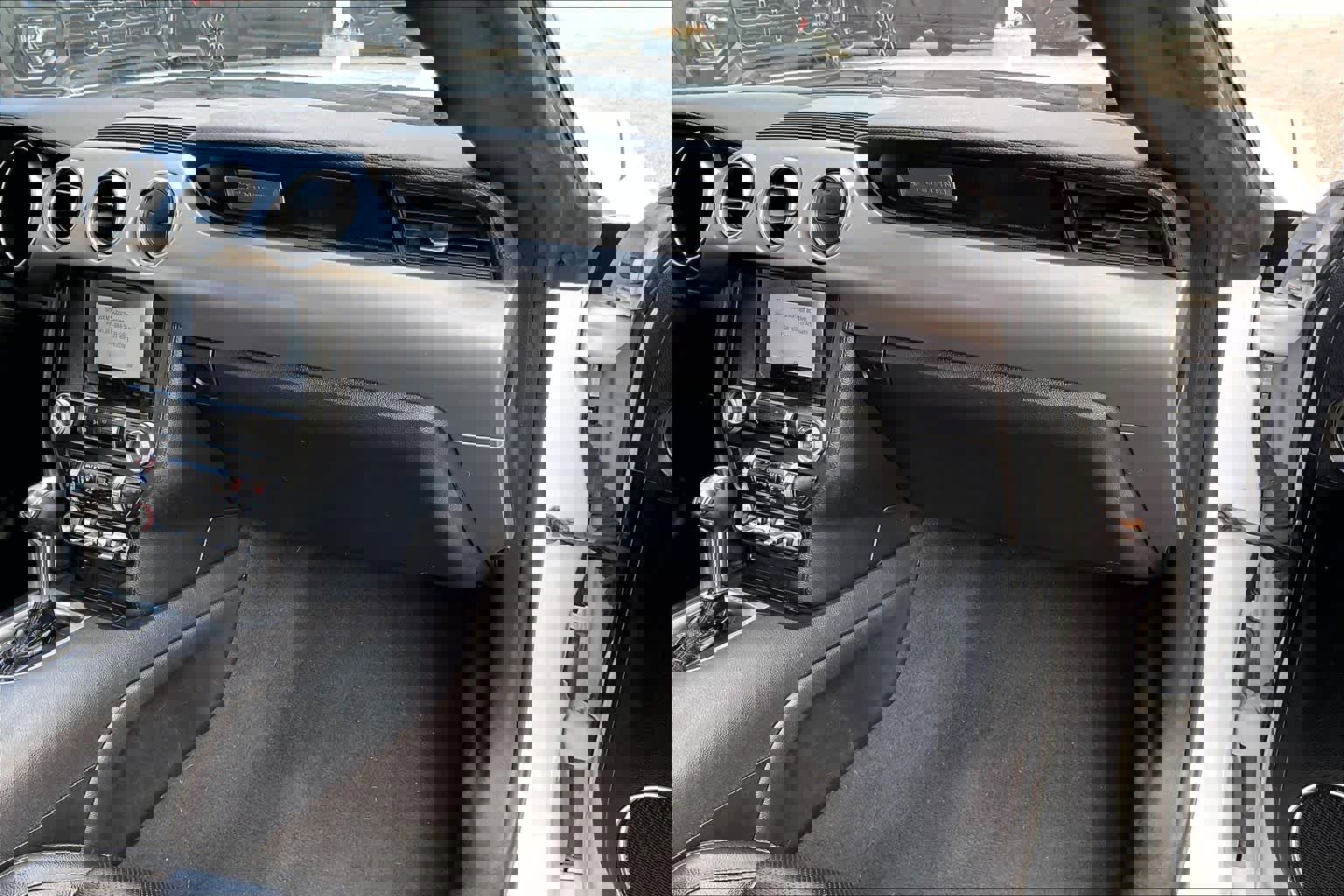 Used 2022 Ford Mustang Premium image 16