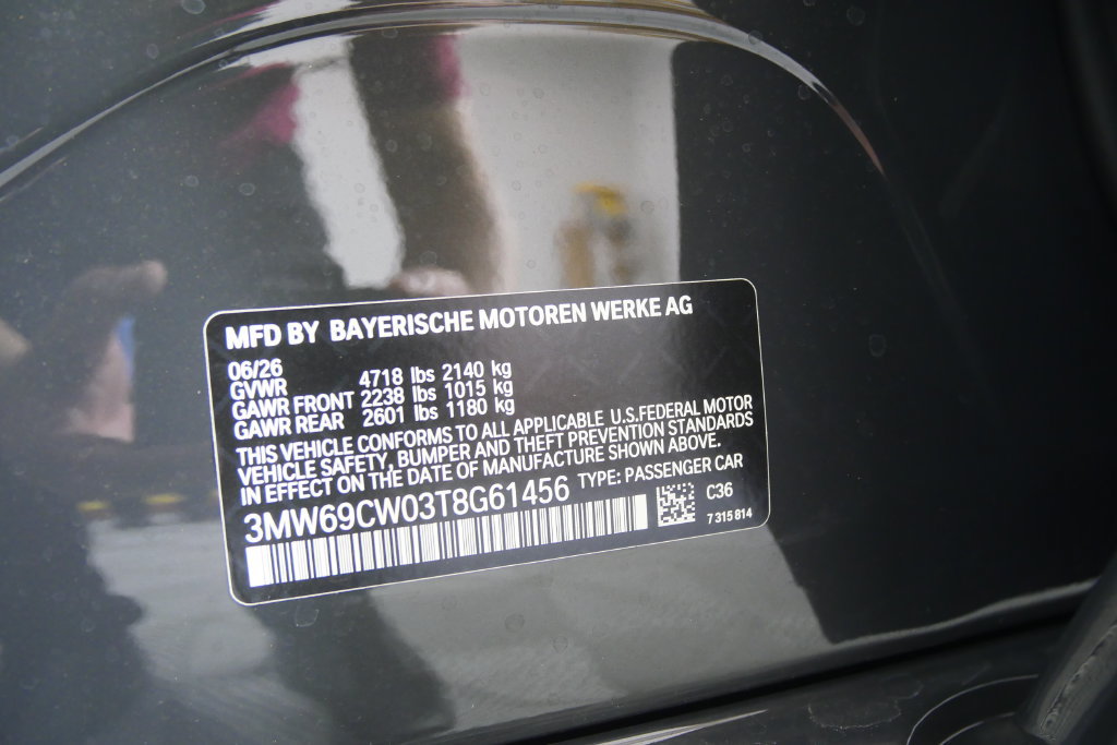 New 2026 BMW 330i Sedan w/ Premium Package RWD image 25