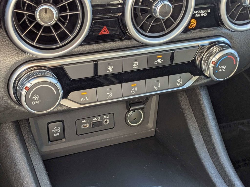 Used 2024 Nissan Sentra SV FWD image 21