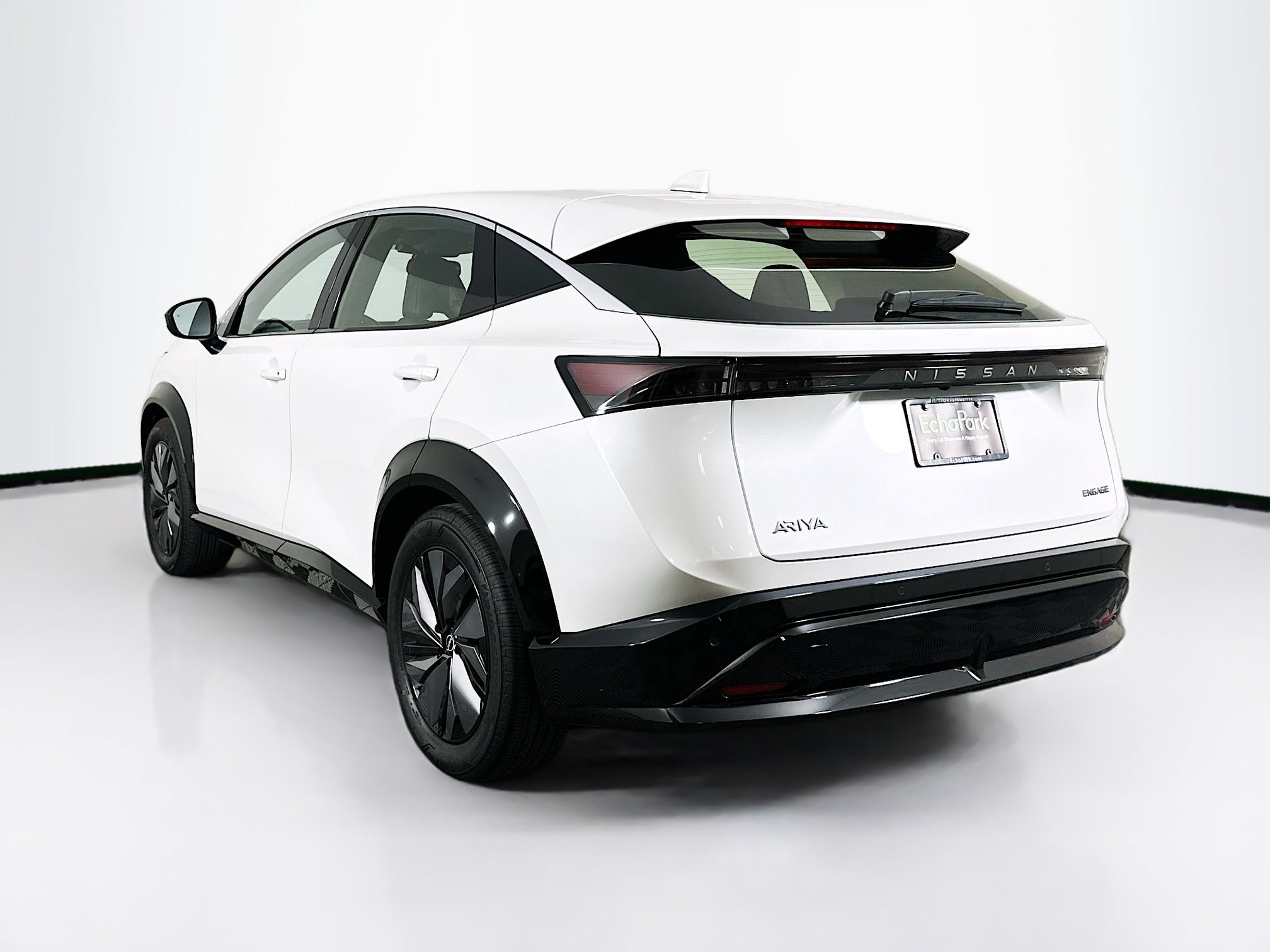 Used 2024 Nissan Ariya FWD image 5