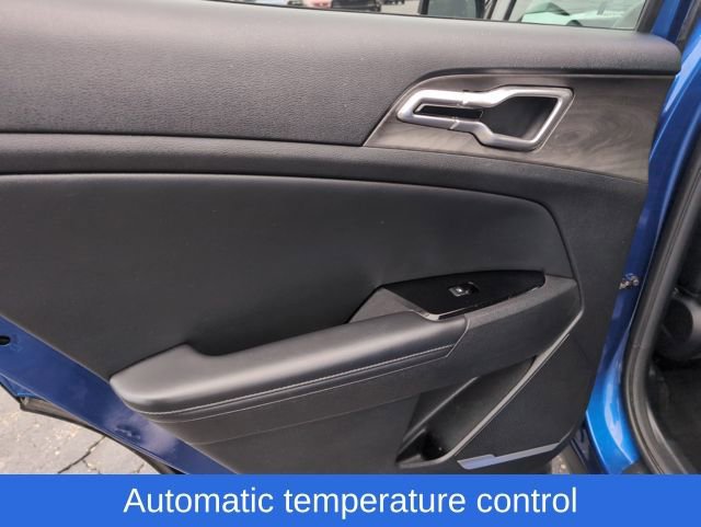 Used 2023 Kia Sportage X-Line w/ X-Line Premium Package image 11