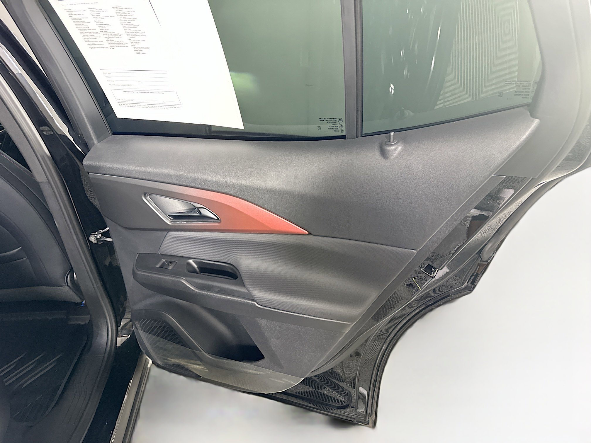 Used 2025 Chevrolet Equinox EV RS image 29