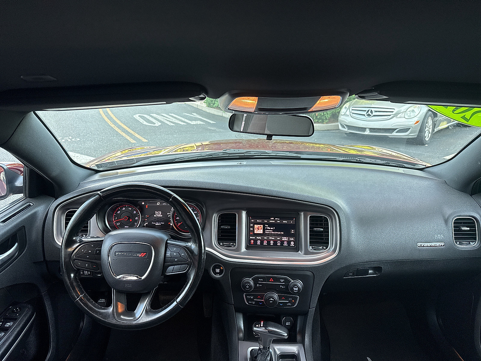 Used 2020 Dodge Charger SXT RWD image 33