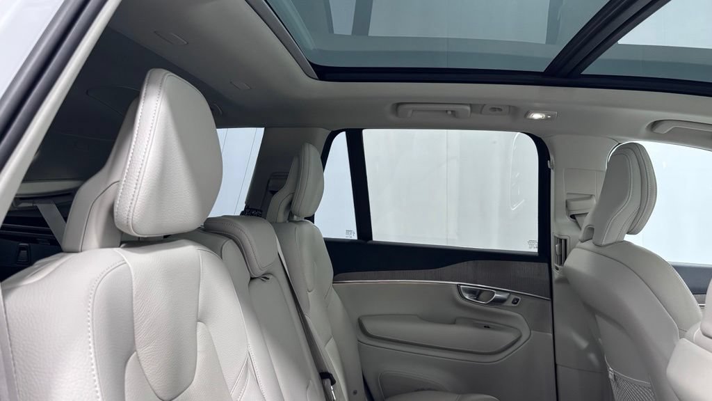 Certified 2024 Volvo XC90 B5 Plus w/ Protection Package Premier AWD/4WD image 25