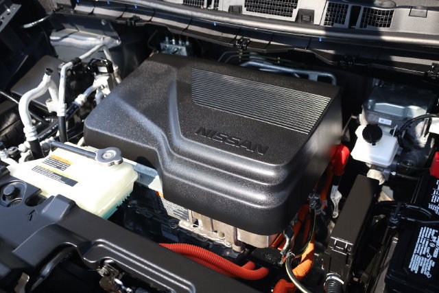 Used 2025 Nissan Leaf SV Plus FWD image 11