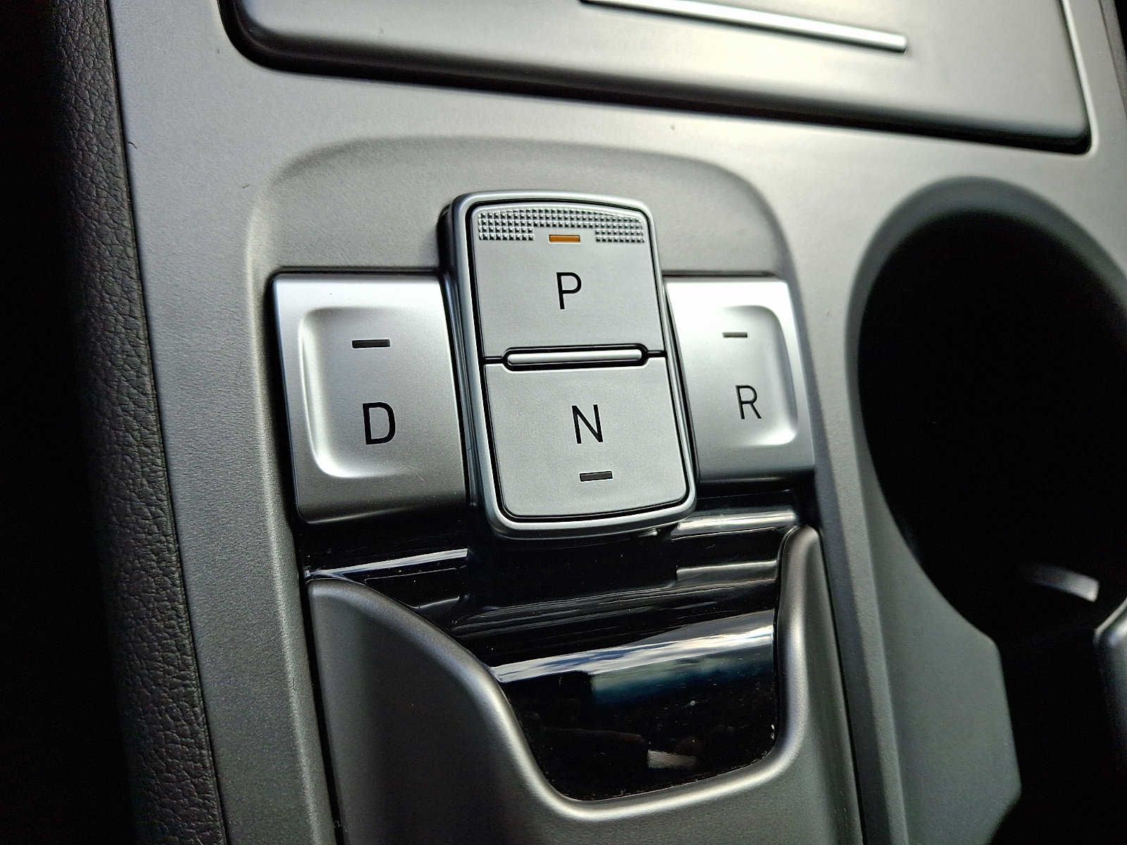 Certified 2023 Hyundai Kona SE w/ Cargo Package image 22