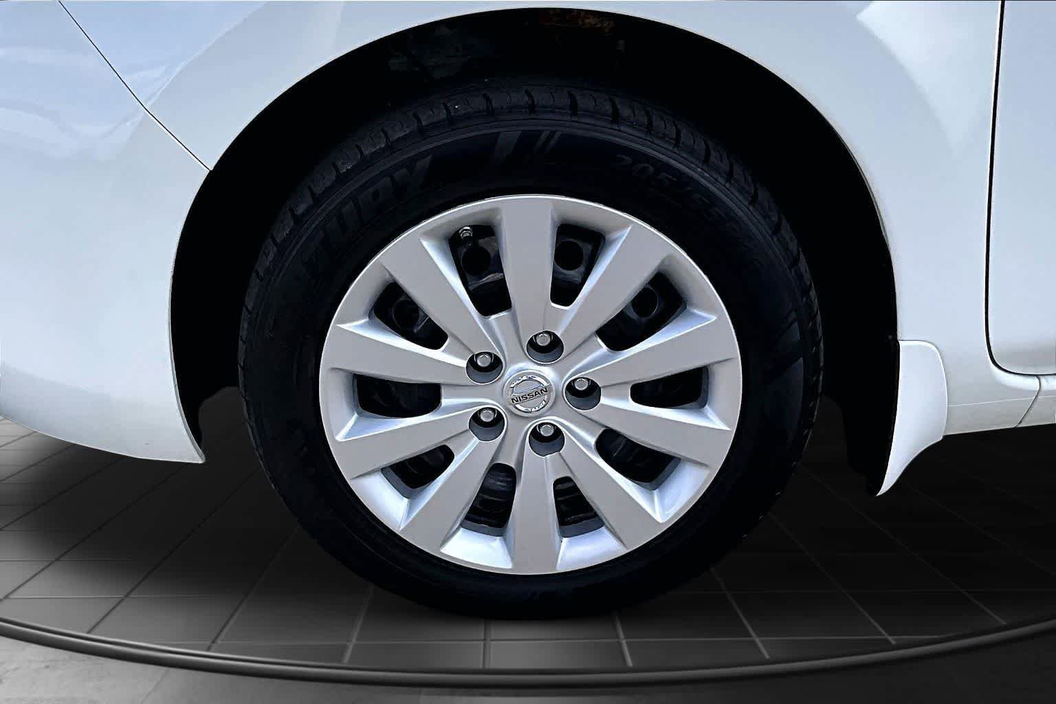 Used 2016 Nissan Leaf S w/ Charger Package FWD image 8