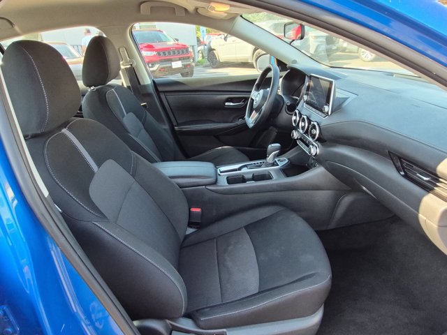 Used 2025 Nissan Sentra SV FWD image 25