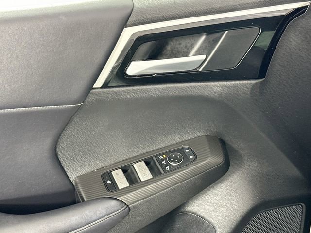 Used 2023 Mitsubishi Outlander SE AWD/4WD image 24