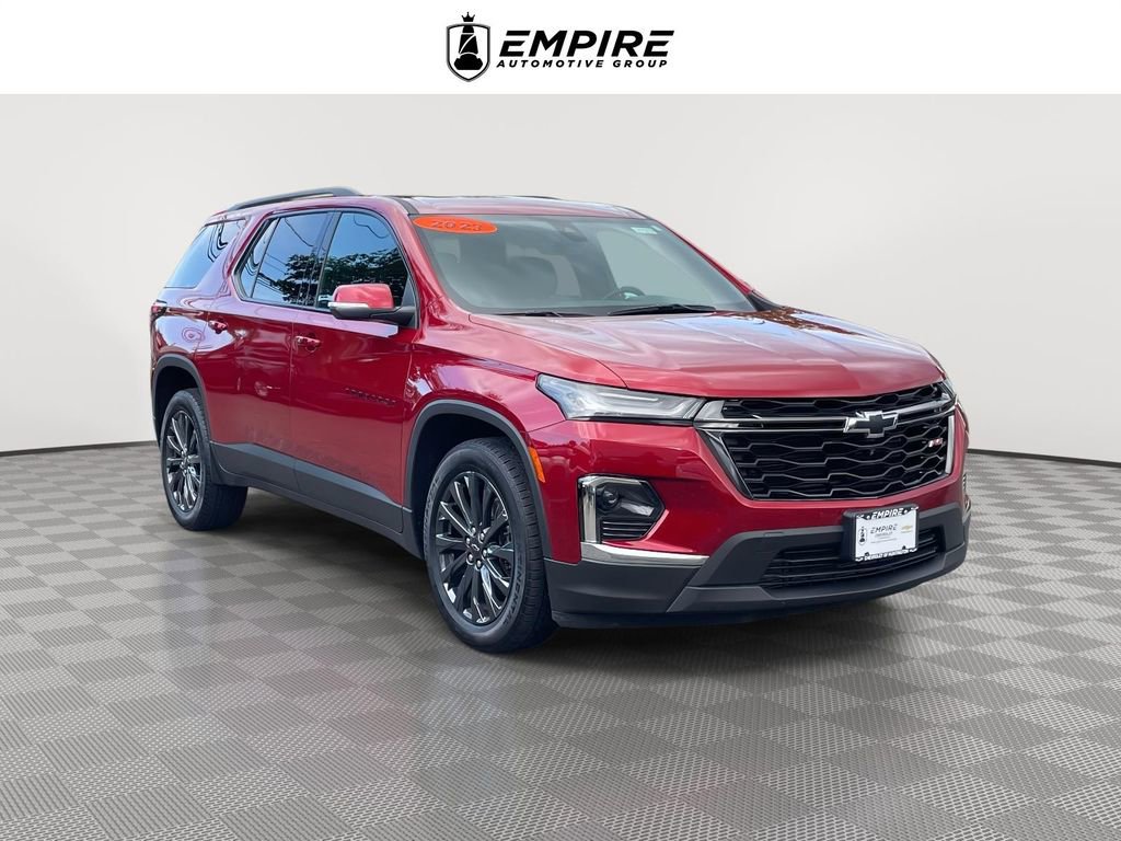 Used 2023 Chevrolet Traverse RS AWD/4WD image 1