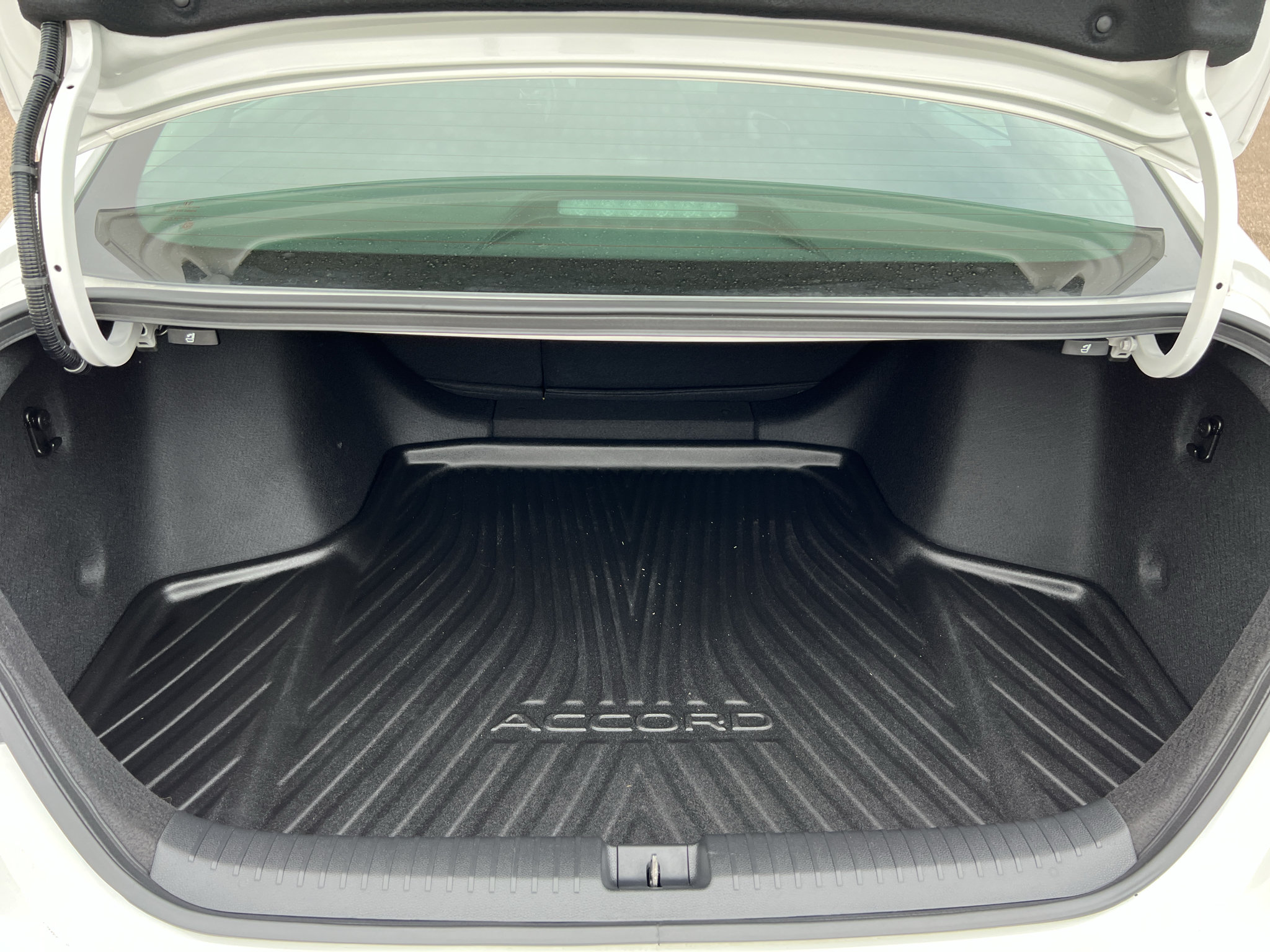 Used 2025 Honda Accord SE image 26