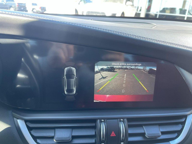 Used 2022 Alfa Romeo Giulia Veloce image 29