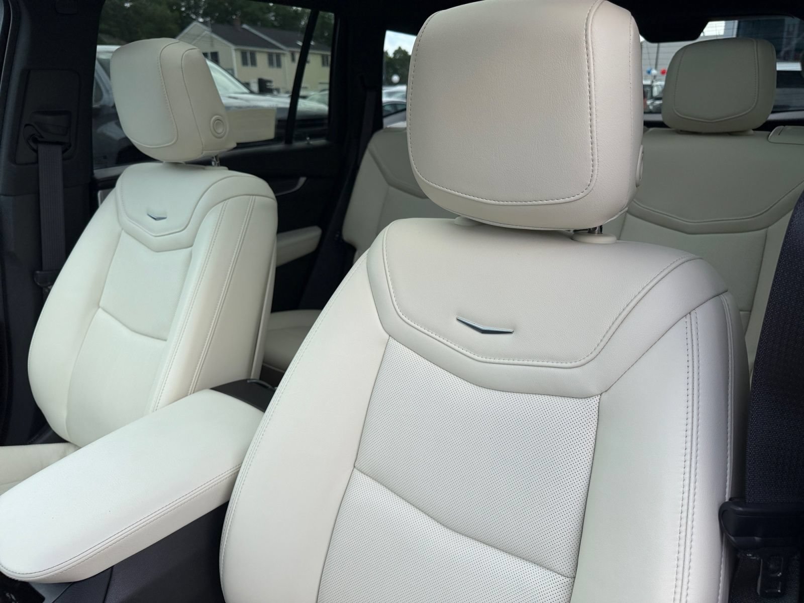 Used 2024 Cadillac XT6 Sport AWD/4WD image 17