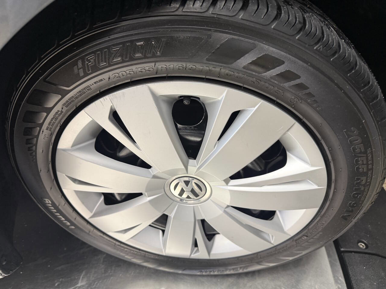 Used 2013 Volkswagen Jetta S FWD image 28