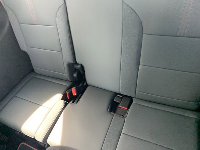 New 2026 GMC Acadia AT4 AWD/4WD image 18