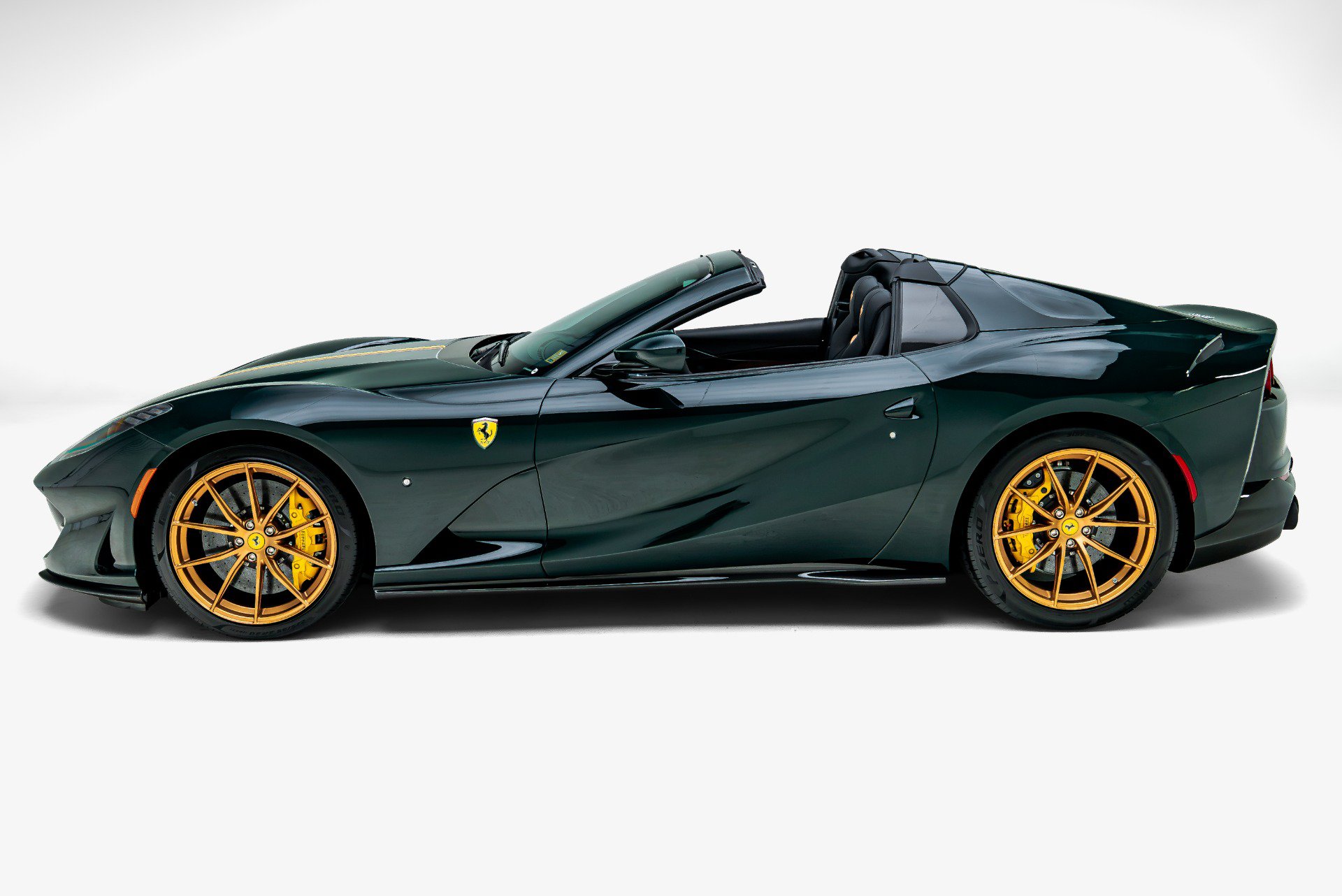 Used 2023 Ferrari 812 GTS RWD image 9
