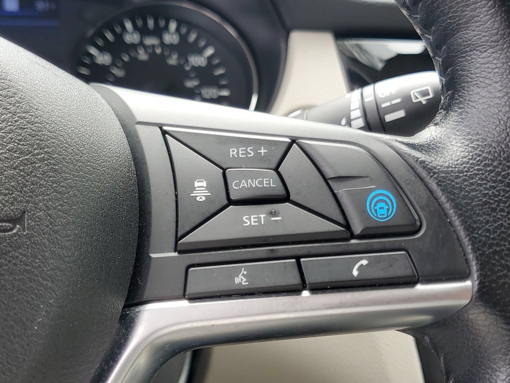 Certified 2020 Nissan Rogue Sport SL w/ Premium Package FWD image 20