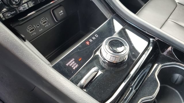 Certified 2023 Jeep Grand Cherokee L Limited AWD/4WD image 18