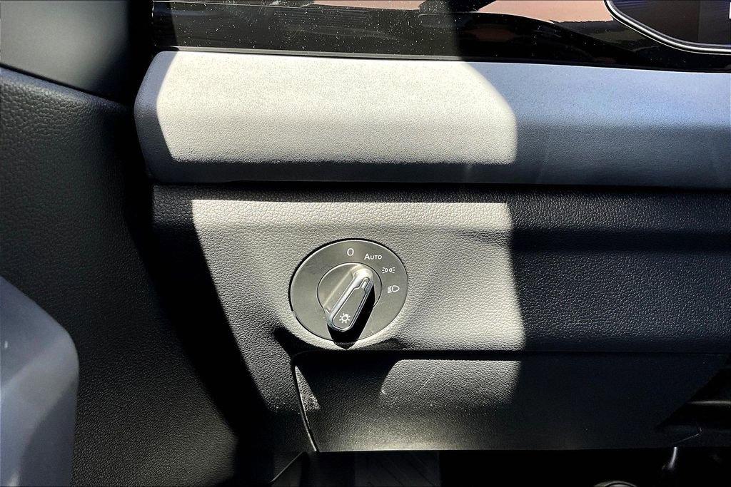 New 2026 Volkswagen Jetta SE image 15