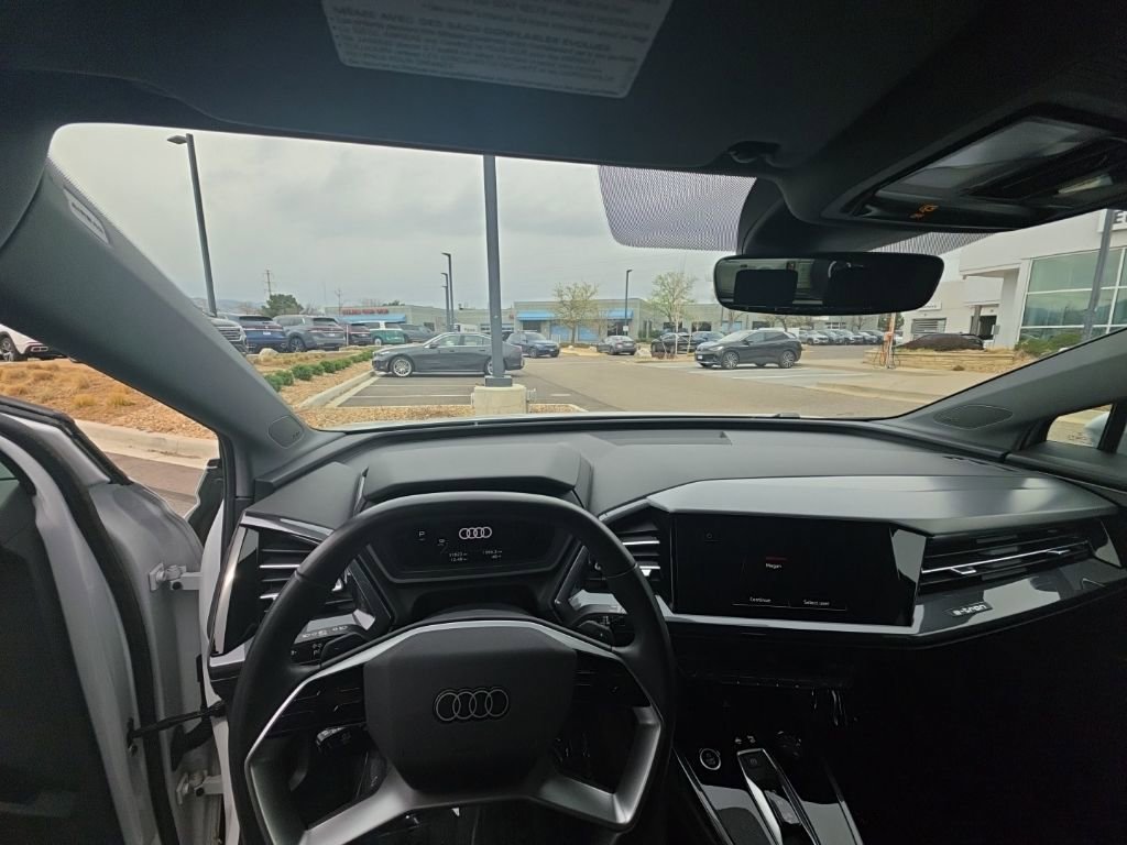 Used 2022 Audi Q4 e-tron Premium Plus w/ Premium Plus image 13