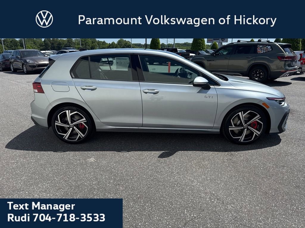 New 2026 Volkswagen GTI SE FWD image 9
