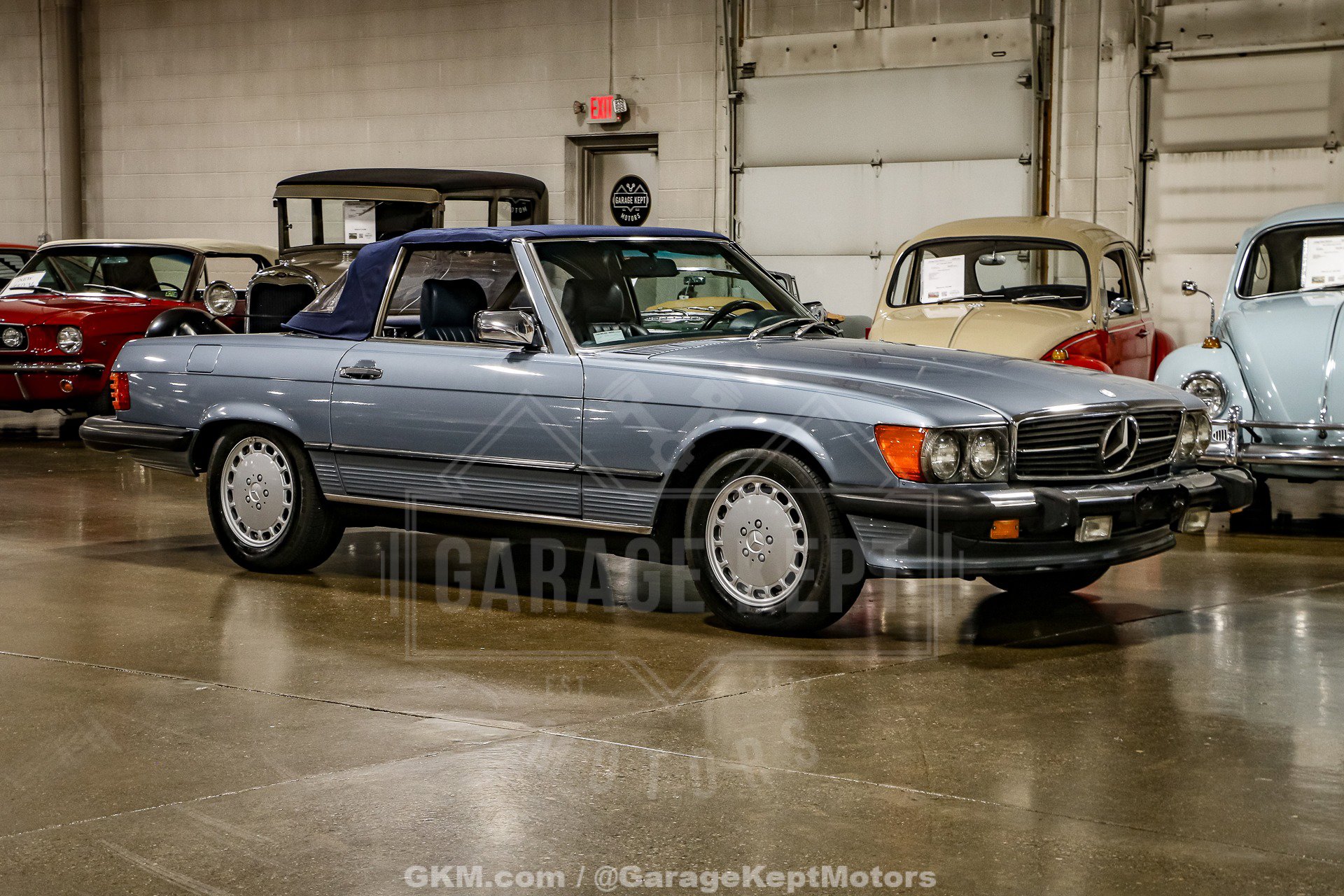 Used 1986 Mercedes-Benz 560 SL image 4