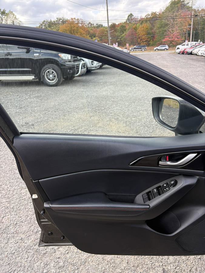 Used 2014 MAZDA MAZDA3 i Grand Touring image 10