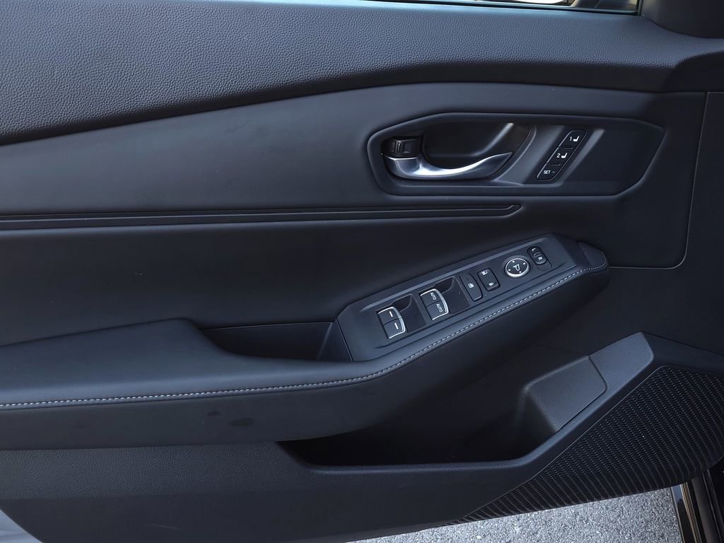Used 2023 Honda Accord Sport image 10
