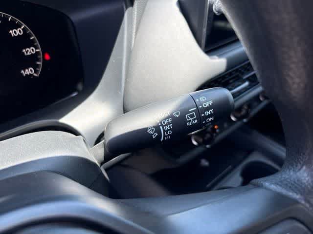 Used 2027 Honda HR-V LX image 17