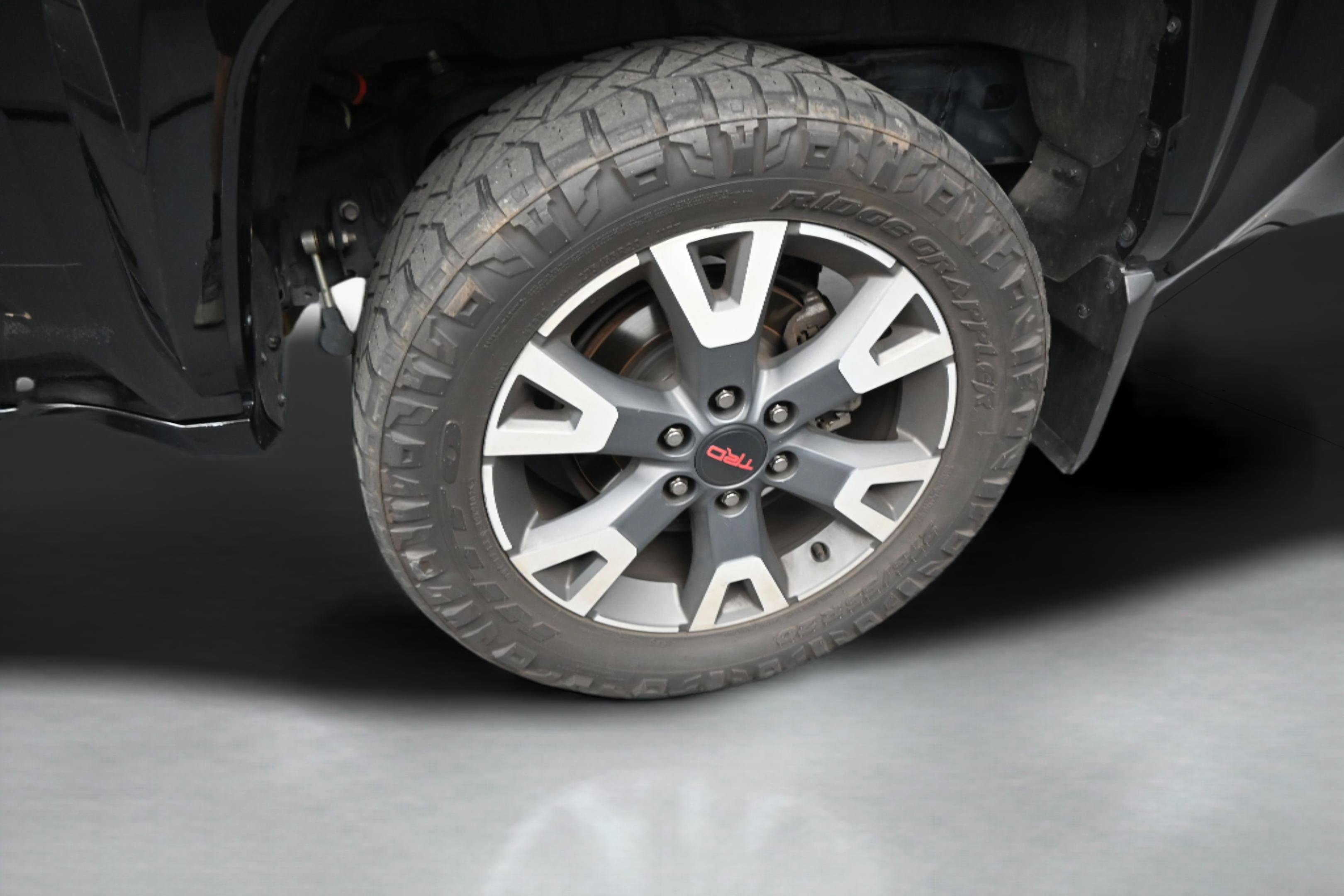 Certified 2025 Toyota 4Runner TRD Sport AWD/4WD image 35
