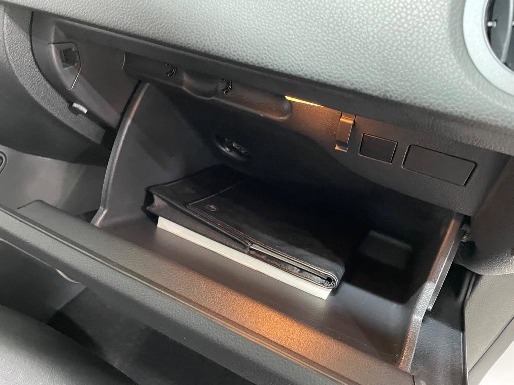 Used 2012 Volkswagen Tiguan S image 24