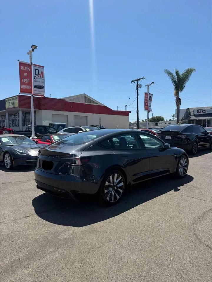 Used 2024 Tesla Model 3 Standard Range RWD image 5