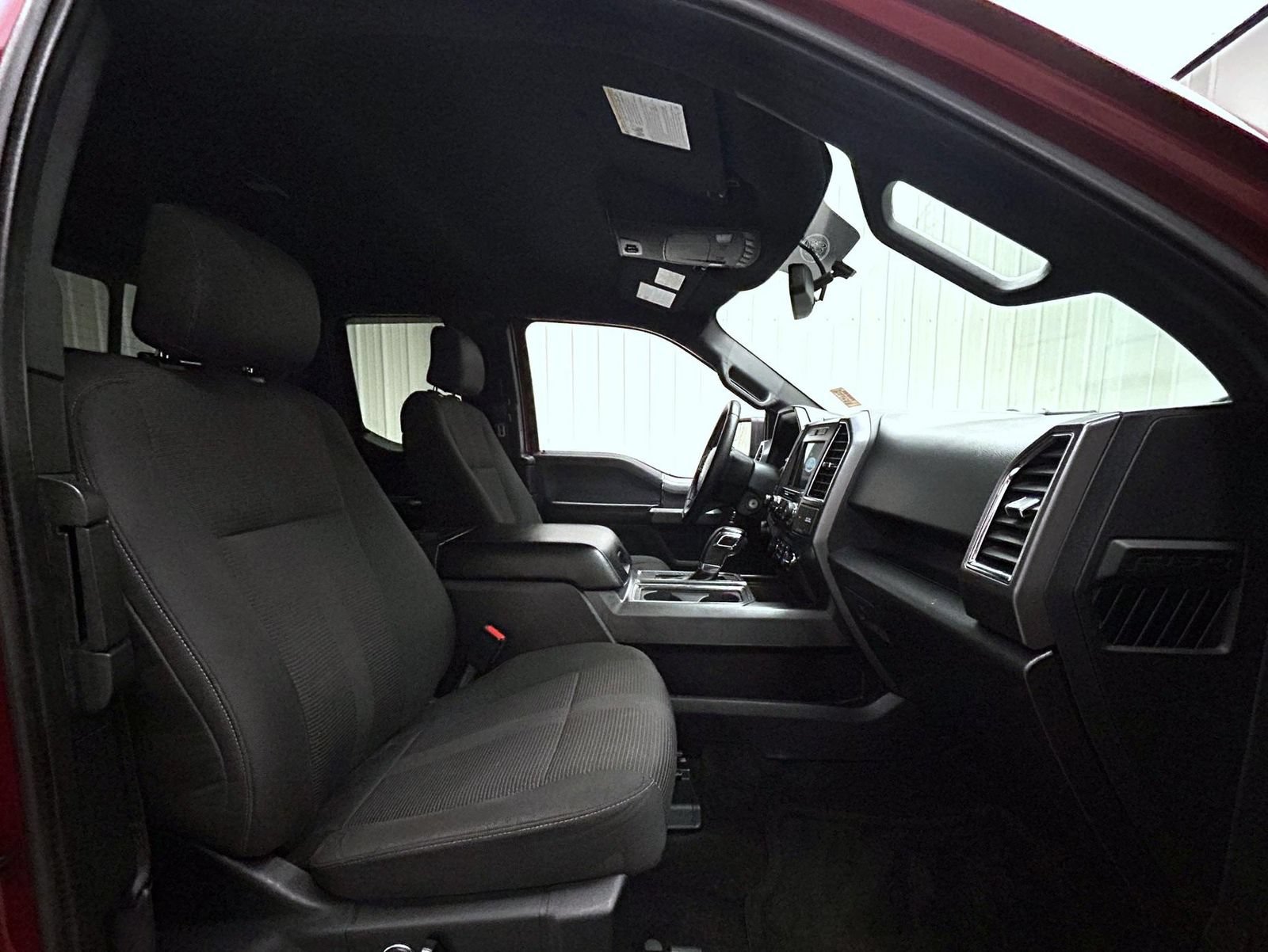 Used 2016 Ford F150 XLT w/ Equipment Group 302A Luxury AWD/4WD image 15