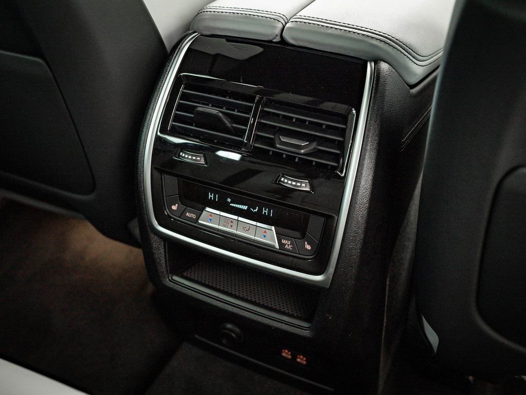 New 2026 BMW X5 M Competition w/ Executive Package AWD/4WD image 37