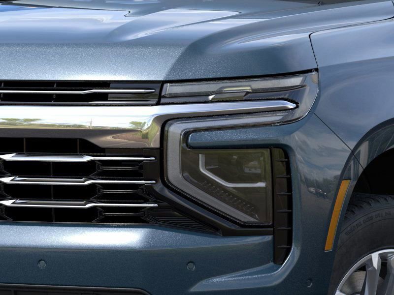 New 2026 Chevrolet Suburban LT image 10