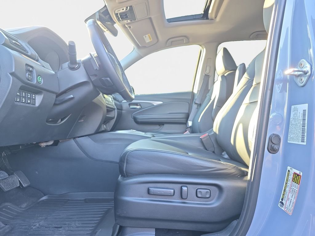Certified 2023 Honda Ridgeline RTL-E image 12