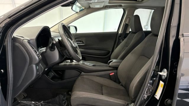 Used 2021 Honda HR-V EX image 11