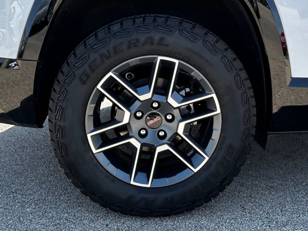 New 2026 GMC Terrain AT4 w/ Convenience Package III AWD/4WD image 36