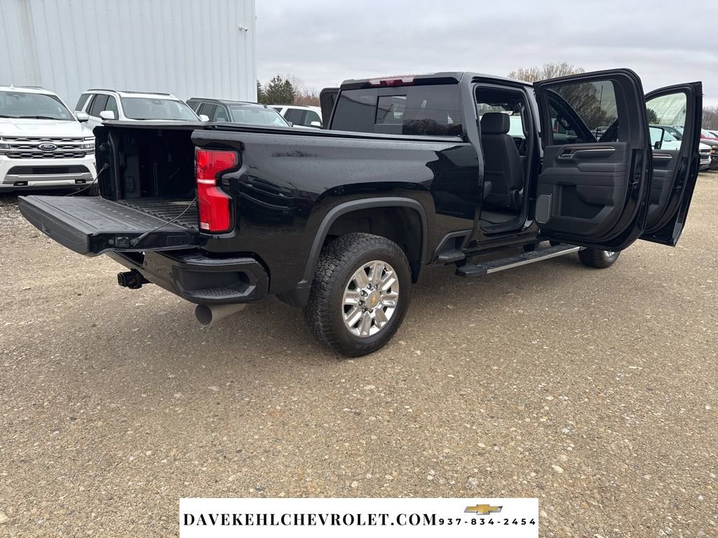 Used 2025 Chevrolet Silverado 2500 High Country w/ High Country Premium Package image 33