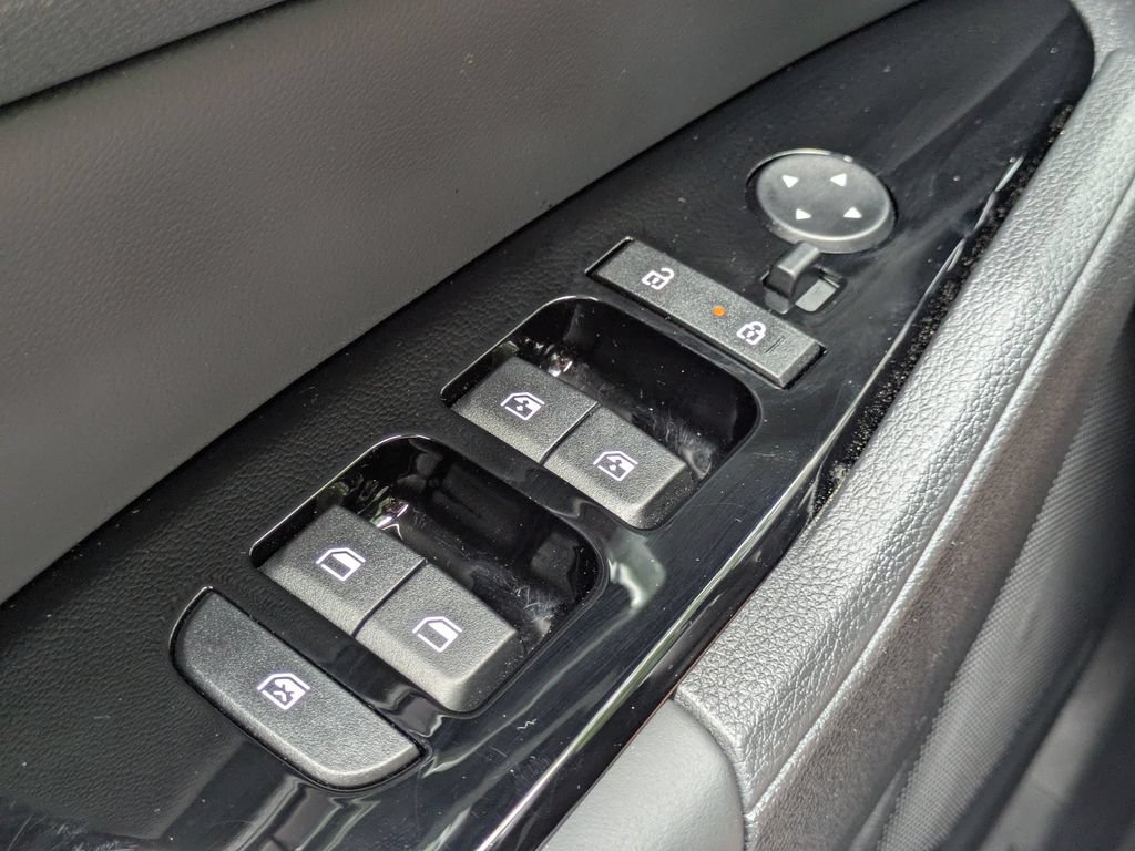 Used 2025 Kia Sportage X-Pro AWD/4WD image 25
