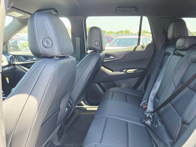 New 2026 Chevrolet Equinox LT w/ Convenience Package II AWD/4WD image 9