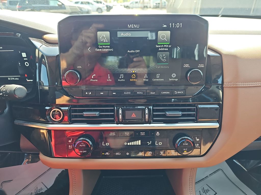 Used 2024 Nissan Pathfinder Platinum w/ Cargo Package image 25