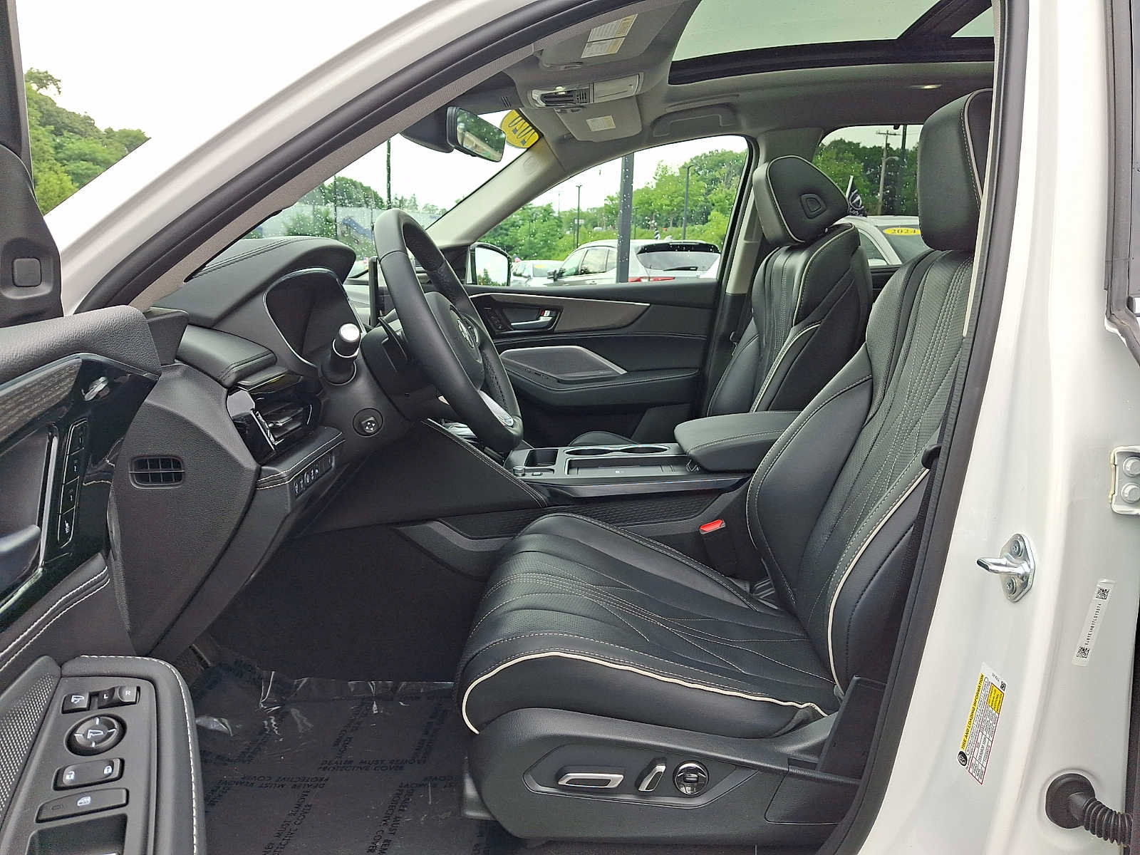 Certified 2026 Acura MDX w/ Advance Package AWD/4WD image 13