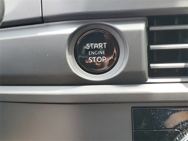 New 2025 Nissan Pathfinder S image 12