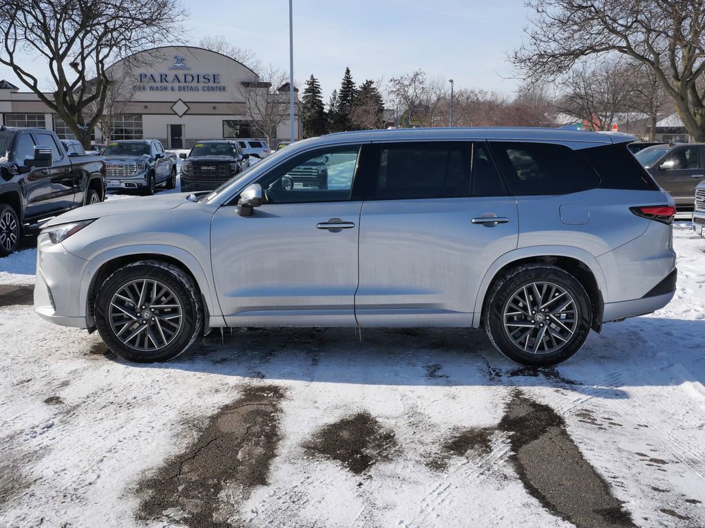 Used 2024 Lexus TX 350 AWD w/ Captains Chair Package image 5