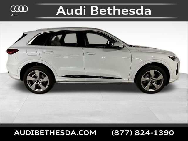 Certified 2025 Audi Q5 Premium Plus w/ Premium Plus image 8